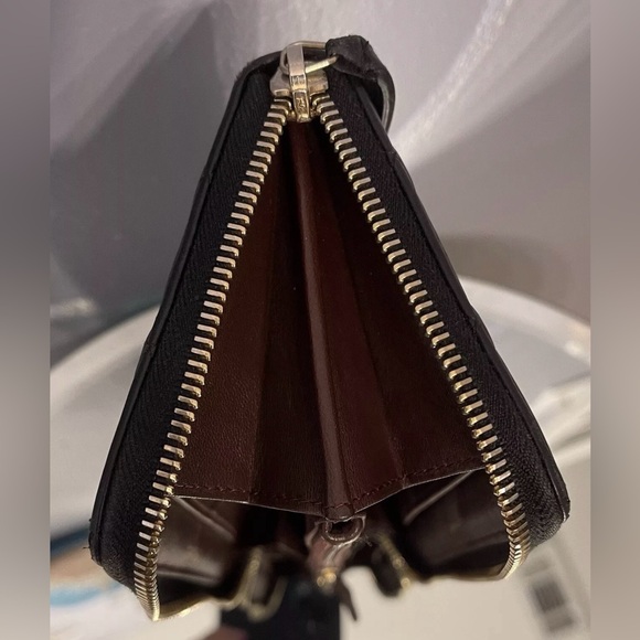 Chanel Matelasse Quilted Lambskin Zip around long Wallet & Box EUC - Picture 8 of 15